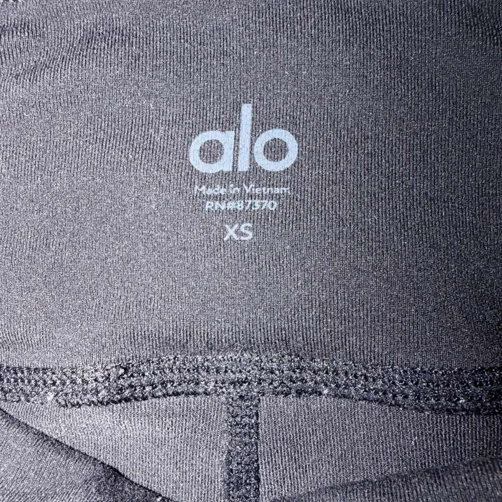 Alo Yoga Moto Leggings Women's XS Black High Waist Pintuck Mesh Panel Spandex